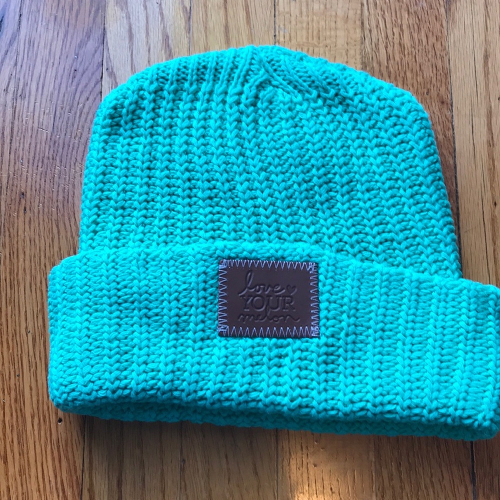 Love your melon knit hat - NWOT
